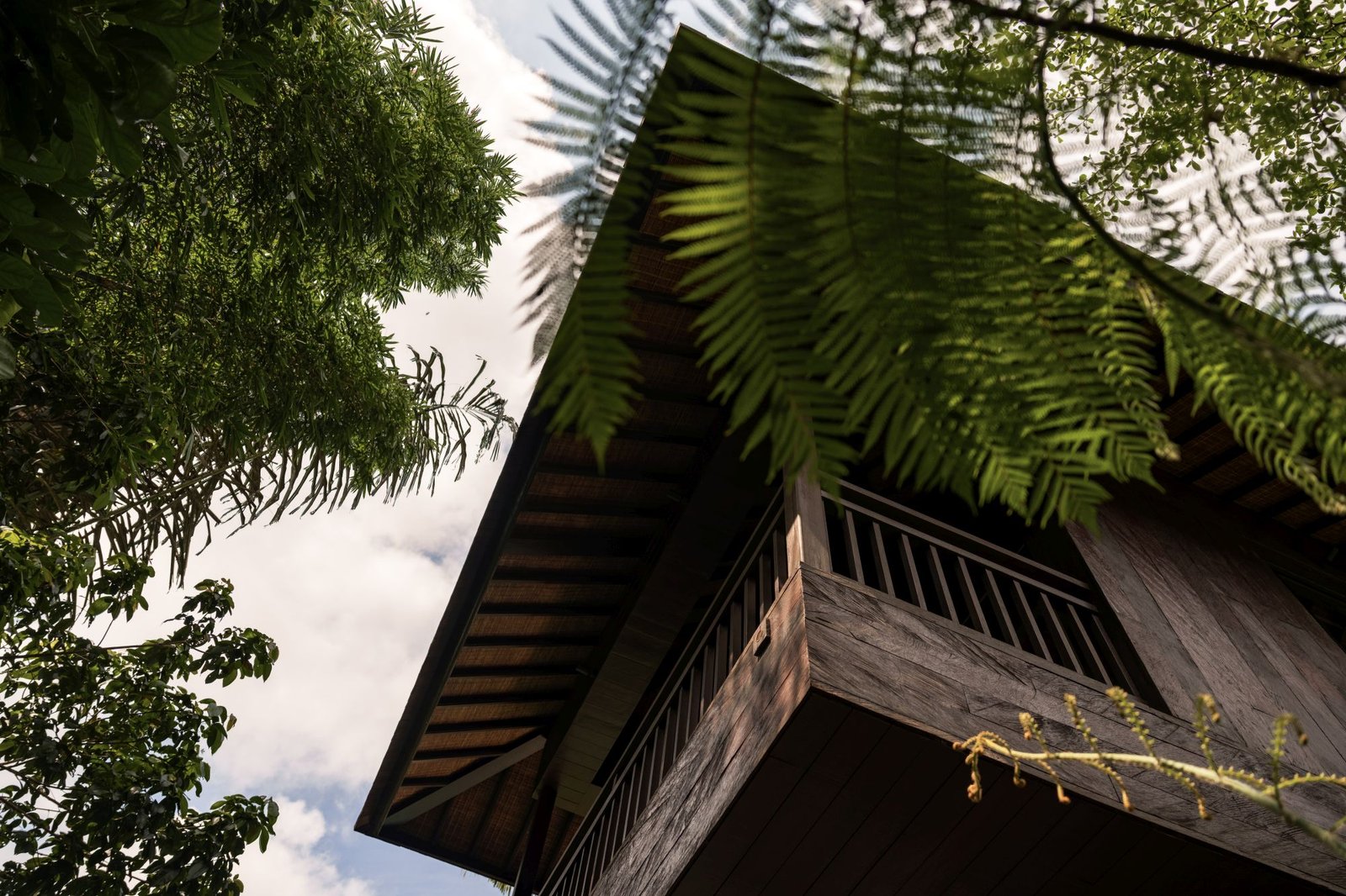 Modern Riverfront Villa in Bali